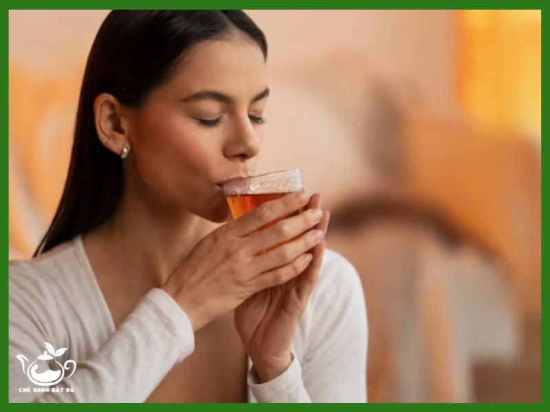 uống nước chè khô có tốt không